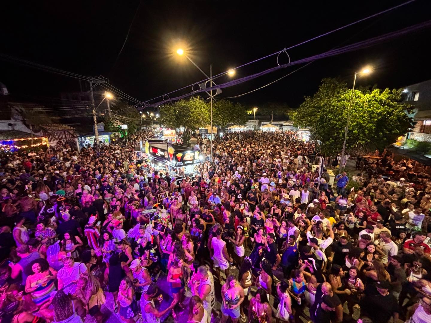 Carnaval em Arraial do Cabo reúne mais de 1 milhão de visitantes com esquema reforçado de segurança e organização