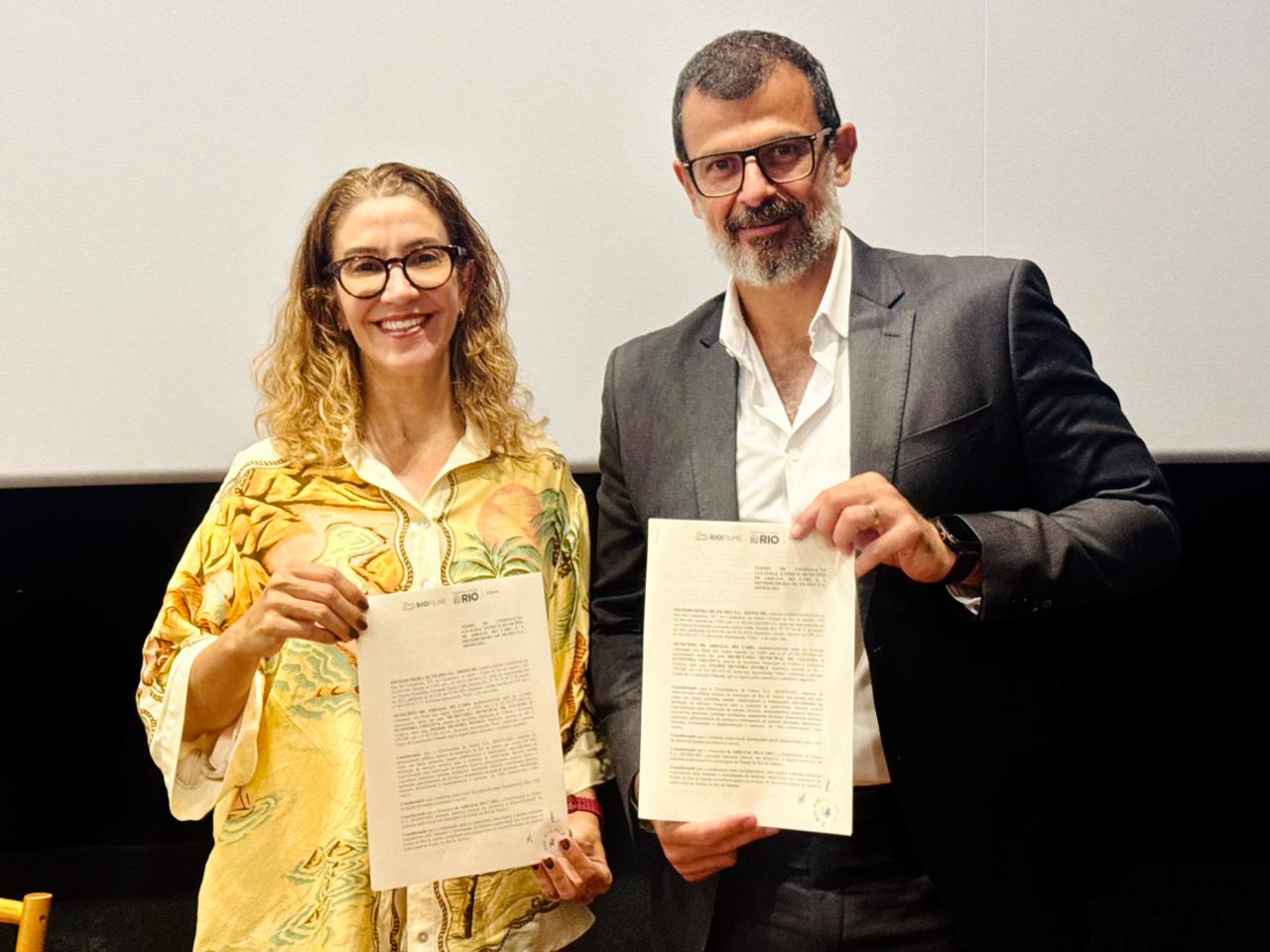 Secretaria de Cultura de Arraial do Cabo assina termo de cooperação com a RioFilme para fortalecer o audiovisual